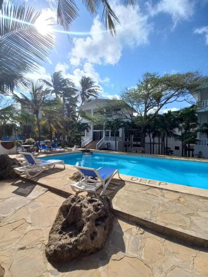 Maasai Villas Mombasa Exterior photo